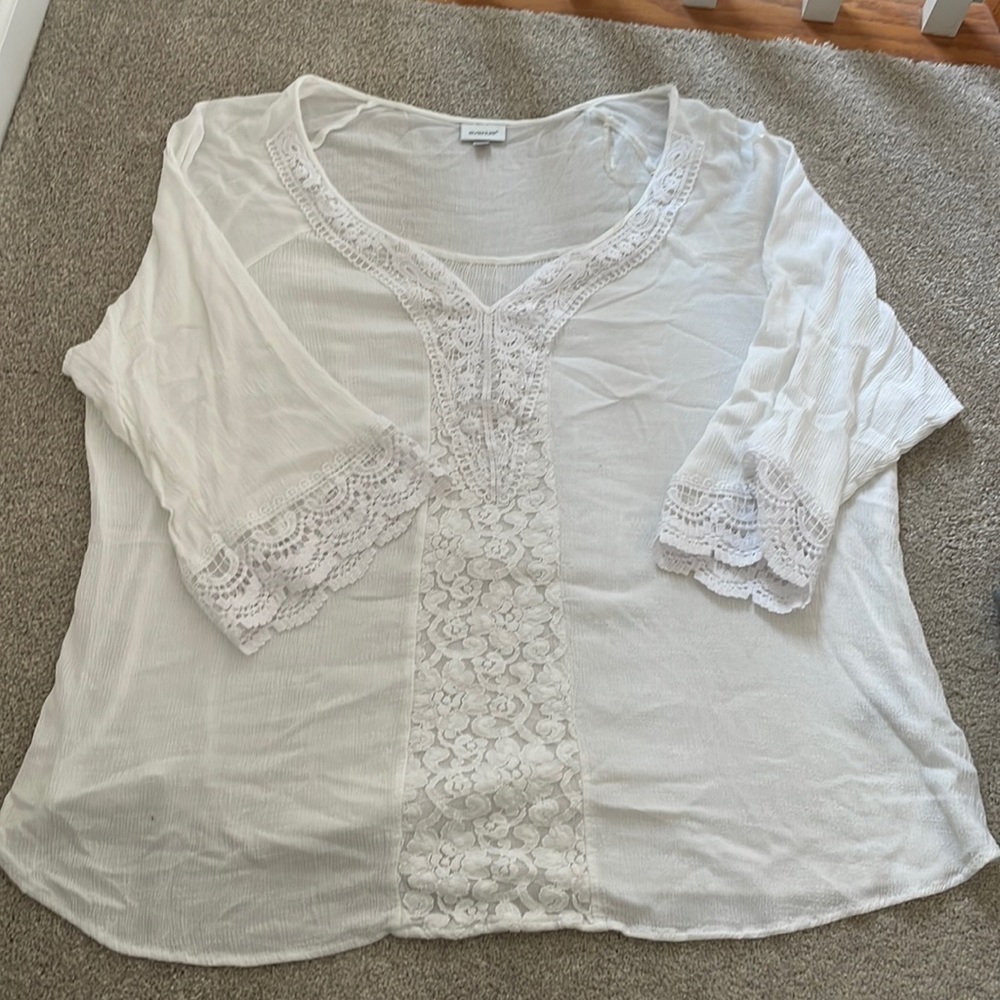 Avenue white blouse